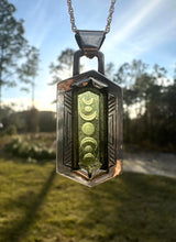 Load image into Gallery viewer, Celestial geninue Moldavite pendant
